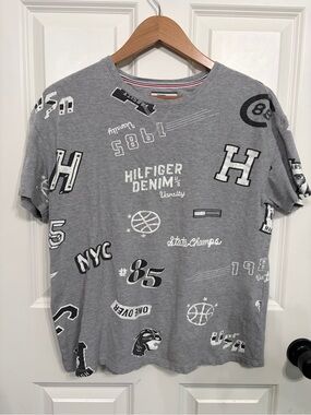 Tommy Hilfiger Gray Graphic Varsity Tee size S but runs big. Vintage. No flaws